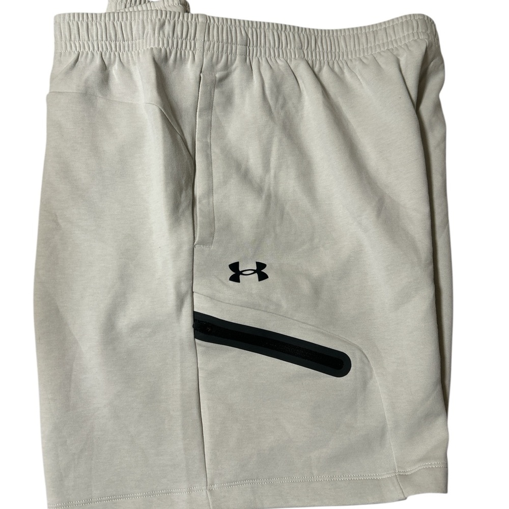 Under Armour unstoppable Fleece Men's Athletic Shorts in Cream Medium